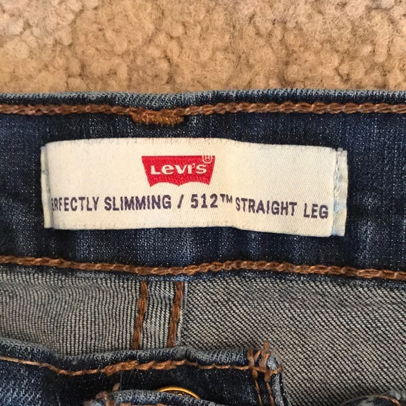 Levi’s perfectly slimming /512 - Picture 3 of 3